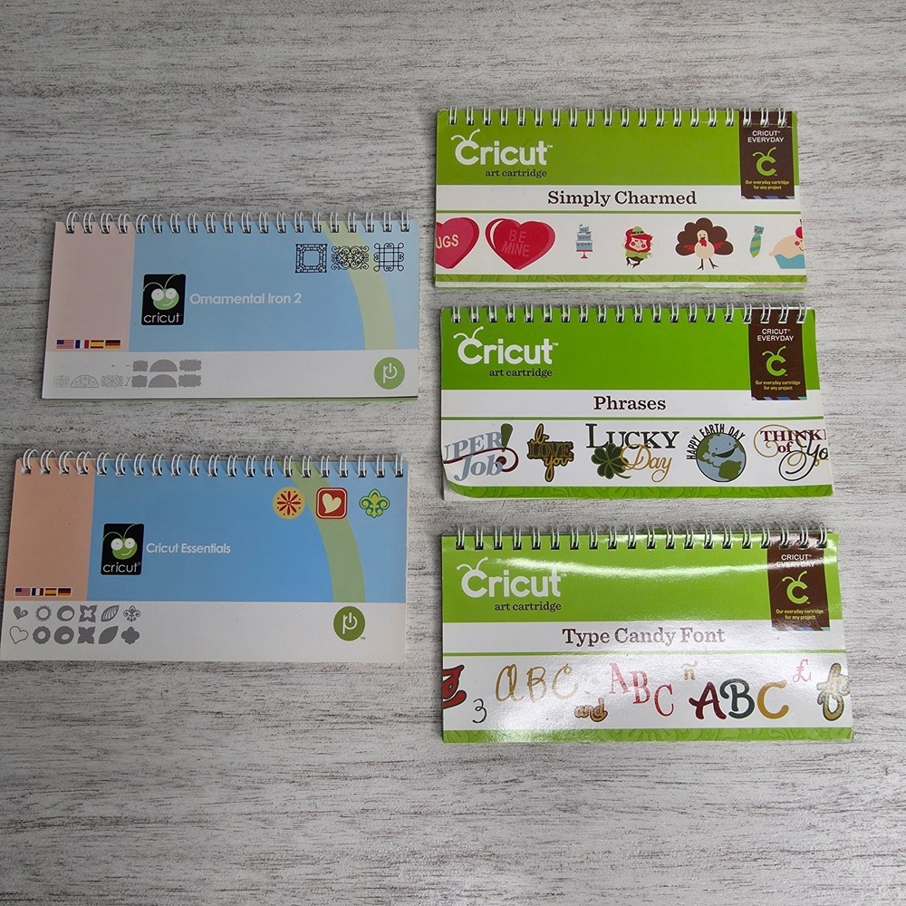 CRICUT Lot‎ of 5 Cartridge BOOKS Only: Phrases, Simply Charmed, Type Candy Font